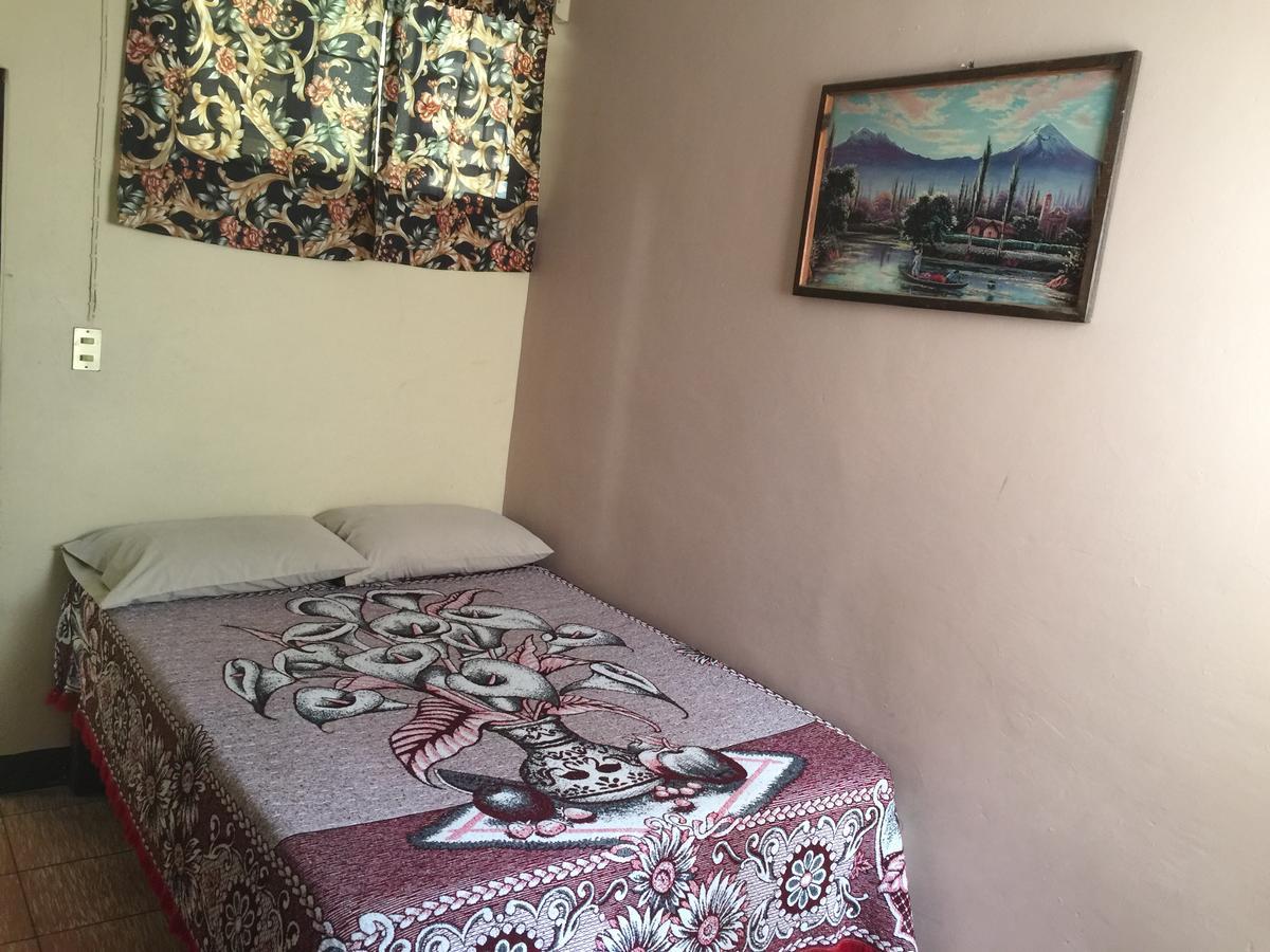 Hotel Emil Tequila Kültér fotó