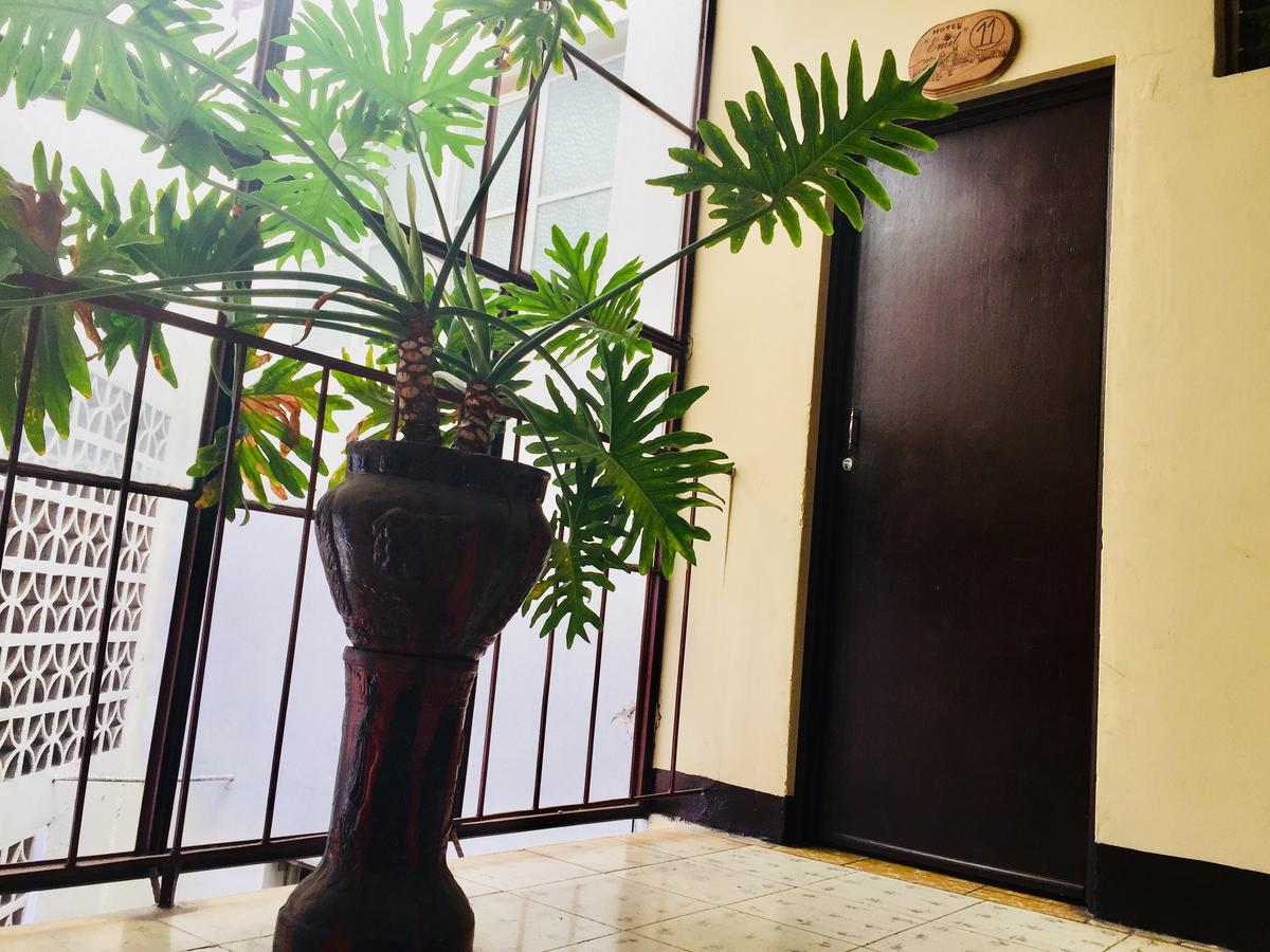 Hotel Emil Tequila Kültér fotó